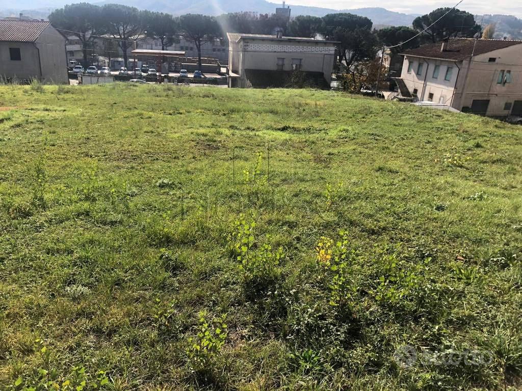 Terreno di 790 m² a Città di Castello - Altro
