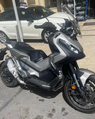 HONDA X-ADV 750 2019 PERMUTA GARANZIA FINANZIAMENT