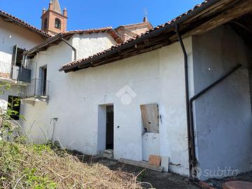 CASA SEMINDIPENDENTE A MARETTO