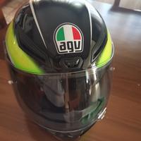 Casco guanti e giubbotto 