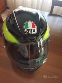 Casco guanti e giubbotto 