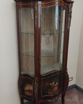 Vetrina  a cupola fine sec.XIX