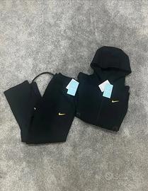 tuta nocta Nike originale mai usata