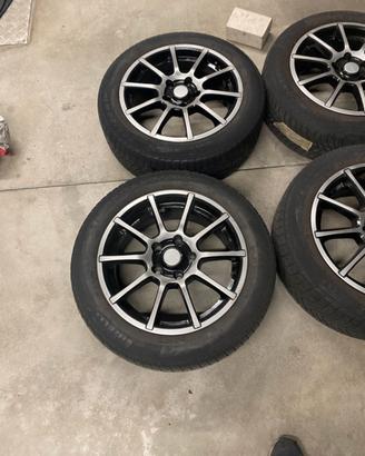 Cerchi e gomme quasi finite