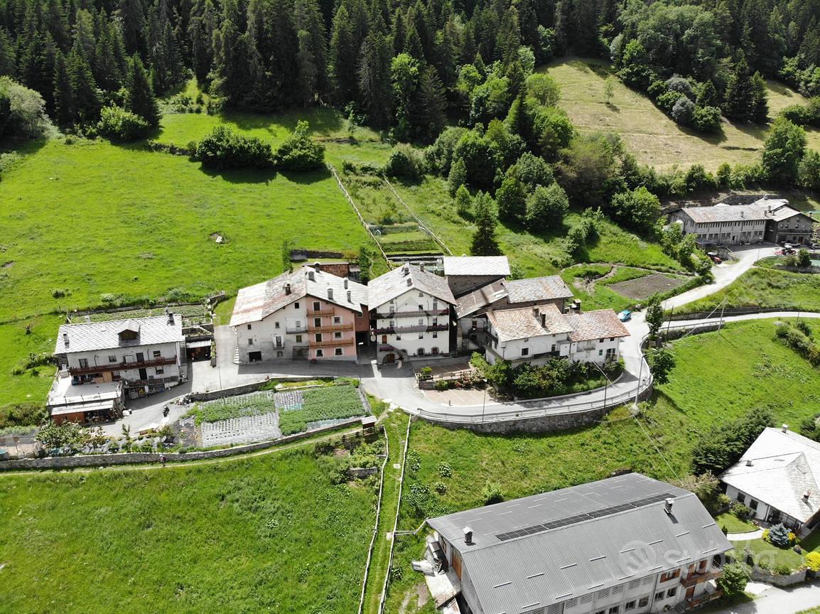 RUSTICO A ETROUBLES - Vista 2