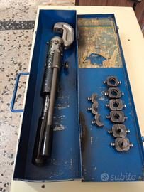 PINZA CRIMPATRICE OLEODINAMICA BM