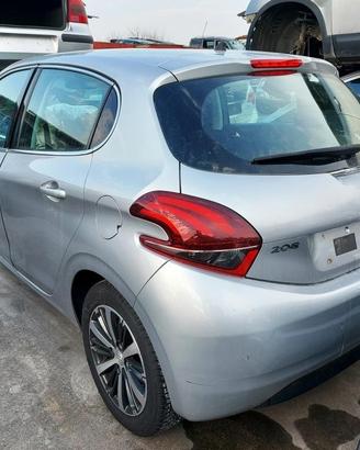 Ricambi Peugeot 208 1.6 HDi del 2017