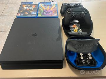Ps4 slim  1tb + nacon revolution unlimited