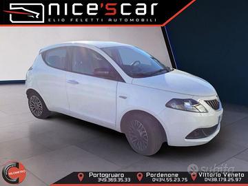 Lancia Ypsilon 1.0 FireFly 5 porte S&S Hybrid...