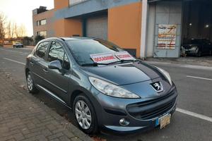 Peugeot 207 1.4 8V 75CV 5p. X Line ECO GPL X NEO P