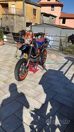 KTM 690
