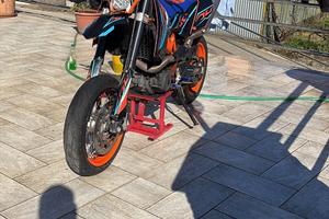 KTM 690