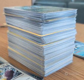 200 carte pokémon 