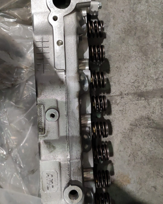 Testa nuova completa+kit guarniz 4d56 mitsubishi