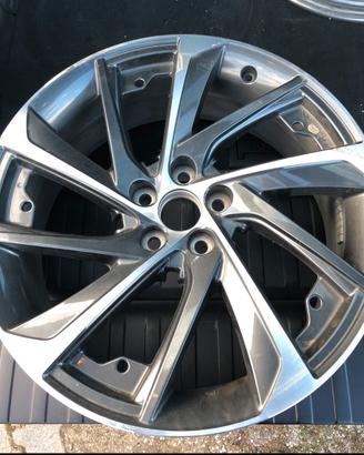 Cerchio LEXUS RX 450 r20