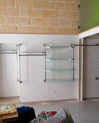arredamento per negozio 