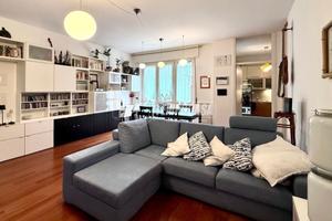 TRILOCALE CON ASCENSORE E BOX DOPPIO Classe energe