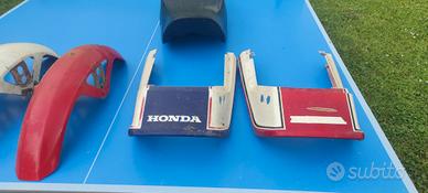 sella , parafanghi e codini Honda cbx 400