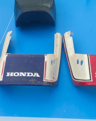 sella , parafanghi e codini Honda cbx 400
