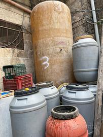 Strumenti per produzione di vino