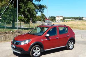 DACIA SANDERO STEPWAY 1.6 impianto GPL