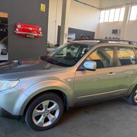 Subaru Forester 2.0D X 147cv xenon-tetto 4x4