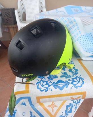 casco da bici taglia S
