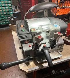 DUPLICATRICE CHIAVI PROFESSIONALE