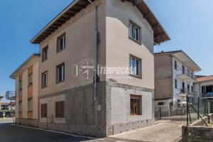 TERRACIELO INDIPENDENTE SU TRE LIVELLI