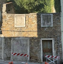 Pietre e sassi di recupero