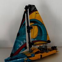 LEGO 42074 Technic Yacht da gara