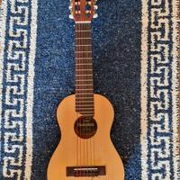 Guitalele Yamaha