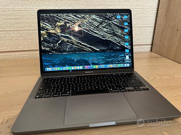 MacBook pro - M1 - CHIP 8 CORE - CPU 8 CORE