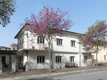 Casa Bianca bilocale 3 persone vicino centro