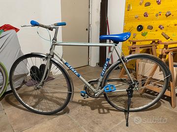 Bici da corsa vintage ‘80 Atala leva al telaio