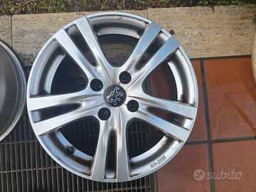 Cerchi in lega da 16 pollici per Peugeot