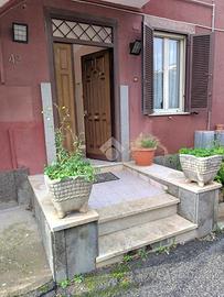 3 LOCALI A ALBANO LAZIALE