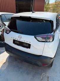 COFANO POSTERIORE OPEL CROSSLAND ANNO 2021'