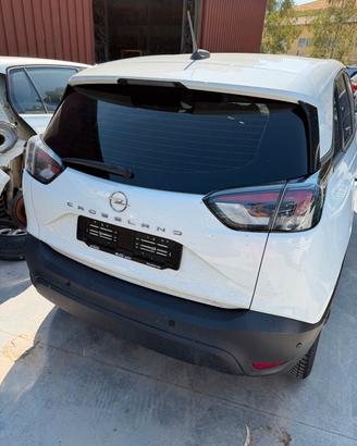 COFANO POSTERIORE OPEL CROSSLAND ANNO 2021'