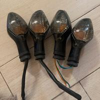 Frecce anteriori e posteriori honda nc750x