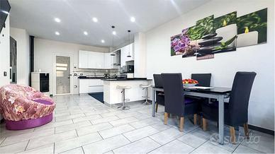 Trilocale ristrutturato con ampio cortile