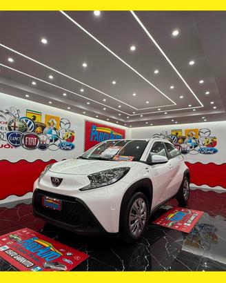 Toyota Aygo X 1.0 72cv 5 porte Lounge - 2023