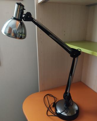 lampada da tavolo vintage cromata 