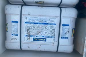 Auto gonfiabile zodiac