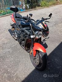 Triumph street triple 675 r