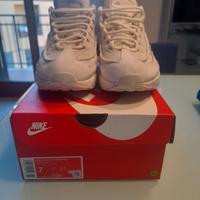 NIKE AIR MAX 95 ESSENTIAL N. 40