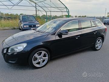Volvo V60 D3 Geartronic Summum
