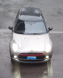 MINI CLUBMAN COOPER D