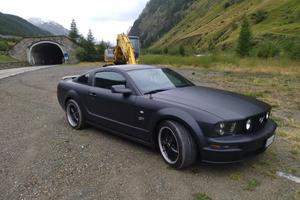 Ford Mustang gt  v8 