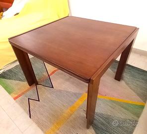 Tavolo in noce 778 di Tobia Scarpa per Cassina